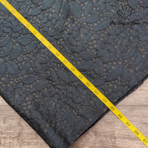 Ann Taylor Pencil Skirt Size 4 - Picture 4 of 5